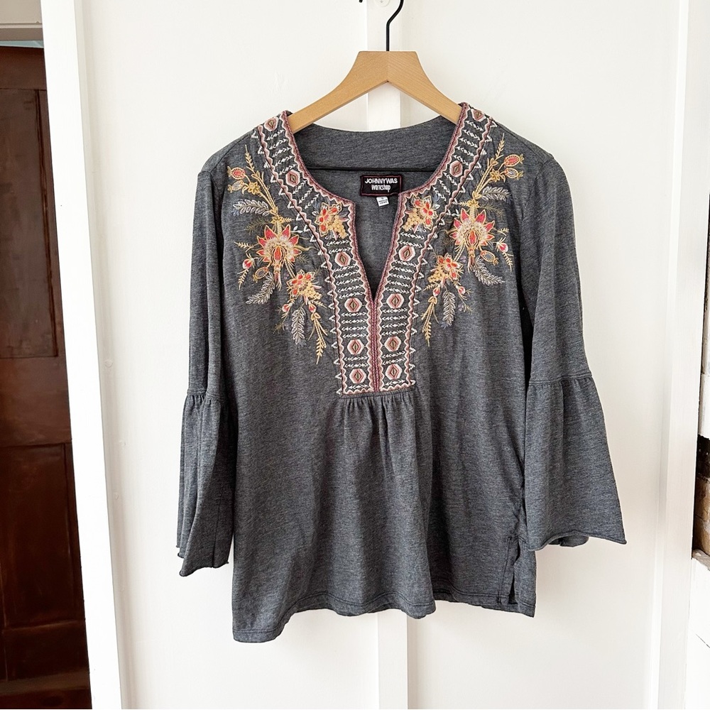 JOHNNY WAS workshop grey embroidered shirt